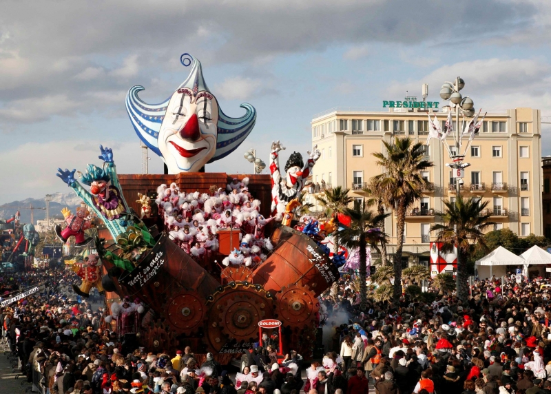 Carnevale Di Viareggio 2011
